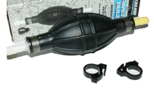 Pompka paliwa “gruszka” QUICKSILVER     8M0054313