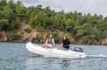 2025-Yamaha-YAM350AIR-V-EU-White-Action-002-03.jpg