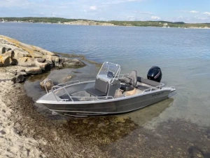 Łódź aluminiowa UMS Tuna 485 CC Professional 