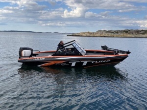 Łódź aluminiowa UMS  585 DC Fishing