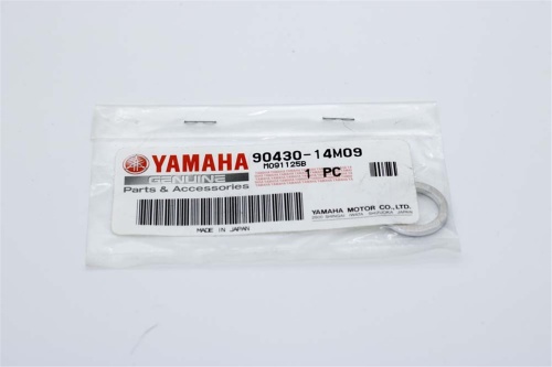 9043014M09.jpg