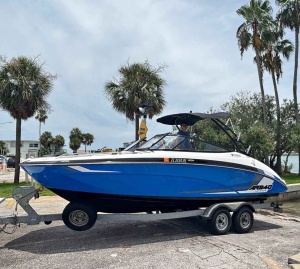 Łódź motorowa Yamaha AR240 Jet Boat 2017 (160mtg)  