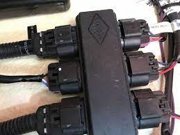 Junction Box 6-Way  Mercury  878492K16